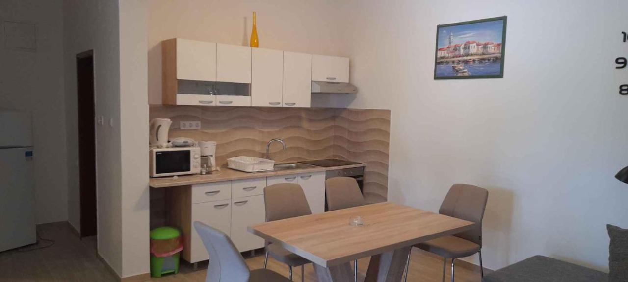 Apartment Lopar 9 Eksteriør billede